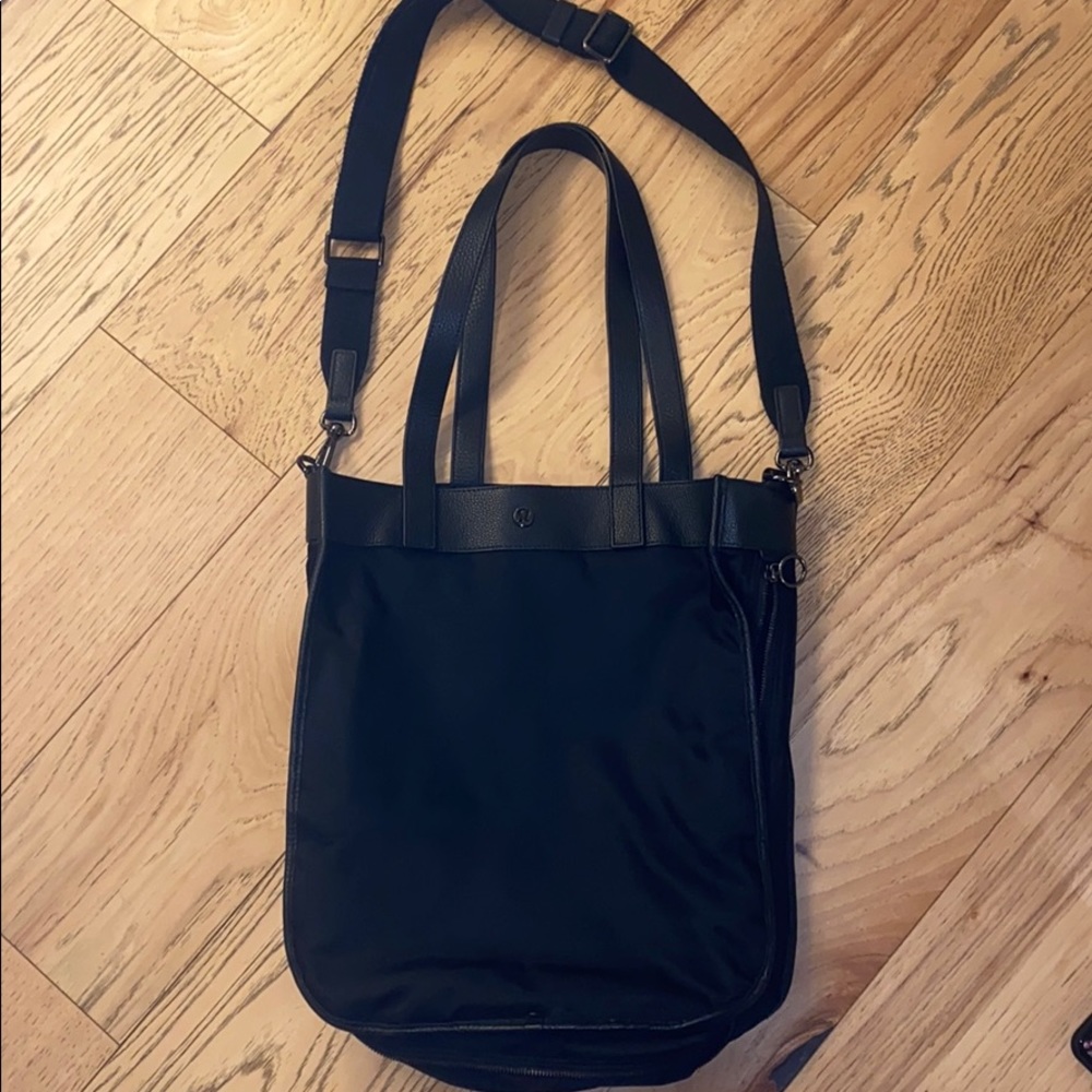 Lululemon Now and Always Tote